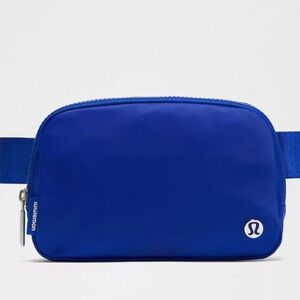💙NWT Lululemon Everywhere Belt Bag Galactic Cobalt 1L RARE